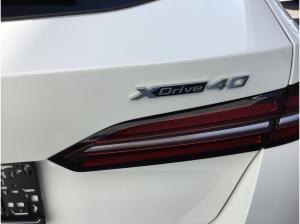 BMW i5 xDrive40 Touring M SPORT+PANO+AHK+B&W SOUND+KAMERA+ACC+HUD