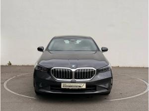 BMW 520 520d LC PROF+PANO+HUD+KOMFORTSITZE+PAP+LED