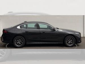 BMW 520 520d LC PROF+PANO+HUD+KOMFORTSITZE+PAP+LED