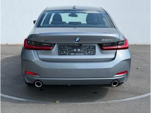 BMW 320 320d xDrive LC PROF+HUD+KAMERA+SITZHZ+LM17