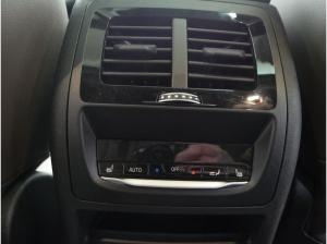BMW X4 xDrive30i M SPORT+PANO+AHK+LASER+HUD+KAMERA