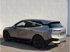 BMW ix iX xDrive40 SPORTPAKET+LASER+PANO SKY+AHK+KAMERA+ACC+LM22