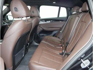 BMW X4 xDrive30i M SPORT+PANO+AHK+LASER+HUD+KAMERA