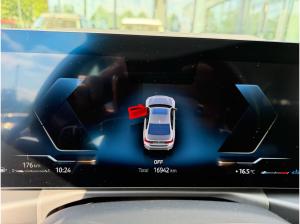 BMW 320 320d xDrive LC PROF+HUD+KAMERA+SITZHZ+LM17