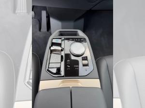 BMW ix iX xDrive50 SPORTPAKET+PAP+DA+LM21