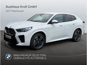 BMW iX2 xDrive30 M SPORT+HUD+AHK+ESITZE+KAMERA+ACC