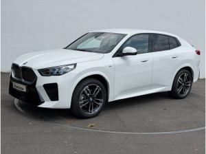 BMW iX2 xDrive30 M SPORT+HUD+AHK+ESITZE+KAMERA+ACC