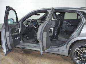 BMW iX2 xDrive30 M SPORT+AHK+E SITZE+HUD+KAMERA