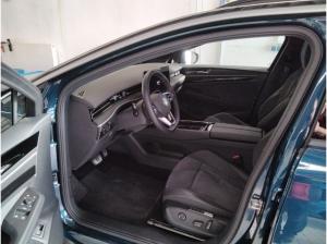 Volkswagen ID.7 Tourer Pro S - Interieurpaket und Exterieur-Plus-Paket + Pano / 8-fach Bereift