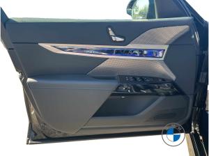 BMW 740 740d xDrive 👌 M Sport 21" AHK Sky Lounge Standhzg  👌