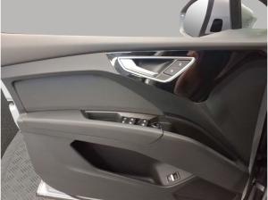Audi Q4 e-tron Q4 40 e-tron LED AHK SitzHZG Standklima Carplay