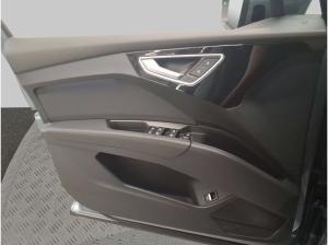 Audi Q4 e-tron Q4 45 e-tron Matrix Kamera Standklima Carplay