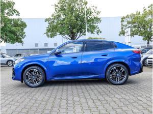 BMW iX2 xDrive30 M-Sportpaket+AHK+HUD+Memory-Sitz+ACC+Harman/Kardon+Parkassistenz Plus+Alarm