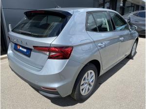 Skoda Fabia 1.0 TSI DSG Selection Kamera LED CarPlay SHzg