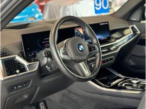 BMW X5 xDrive40d Navi Tempom.aktiv Panoramadach Bluetooth PDC MP3 Schn.