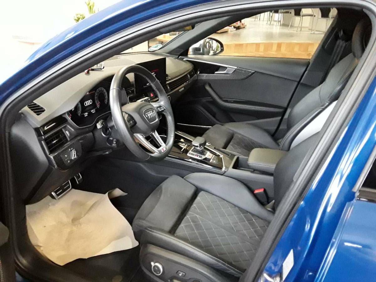 Audi S4