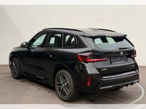 BMW iX1 xDrive20 M SPORT+HUD+AHK+KAMERA+ACC+HK SOUND