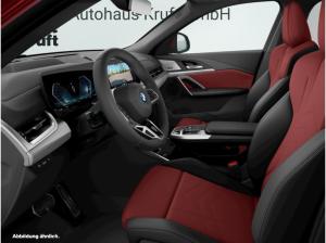 BMW iX2 eDrive20 M SPORT+ICONIC GLOW+HUD+KAMERA