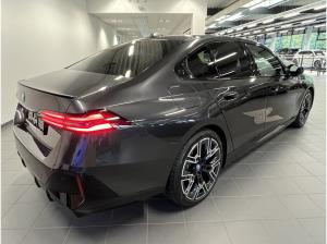 BMW i5 M60 xDrive M Sport Pro HUD ACC 360°KAM RFK NAVI