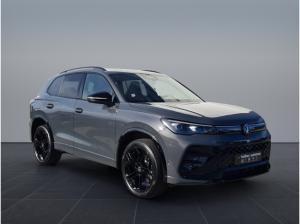 Volkswagen Tiguan 2.0 TDUI DSG 4Mo R-Line+AHK+WR+PANOD+BLAC