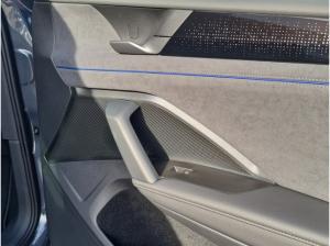 Volkswagen Tiguan 2.0 TDUI DSG 4Mo R-Line+AHK+WR+PANOD+BLAC