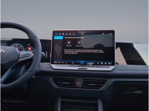 Volkswagen Tiguan 2.0 TDUI DSG 4Mo R-Line+AHK+WR+PANOD+BLAC
