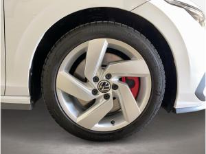Volkswagen Golf VIII GTI 2.0 TSI DSG AUT LED LM PDC SHZ