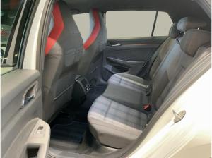 Volkswagen Golf VIII GTI 2.0 TSI LED LM PDC SHZ SoundSys