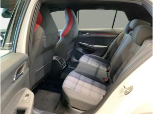 Volkswagen Golf VIII GTI 2.0 TSI DSG AUT Kam. LED LM Navi