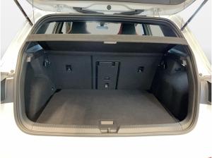 Volkswagen Golf VIII GTI 2.0 TSI DSG AUT Kam. LED LM Navi