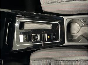 Volkswagen Golf VIII GTI 2.0 TSI DSG AUT Kam. LED LM Navi