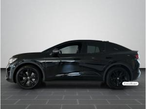 Volkswagen ID.5 Pro BLACK EDITION PANO NAVI AHK IQDRIVE