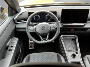 Volkswagen T-Roc R-Line 1.5 l eTSI AHK+NAVI+IQ.LIGHT+BLACK STYLE *SOFORT VERFÜGBAR*