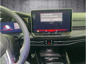 Volkswagen Golf 2,0 l TSI DSG GTI LED-Matrix+Climatronic+BlackStyle+ACC