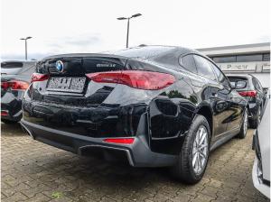 BMW i4 eDrive35 AHK RFK NAVI Standh. LED PDC V+H LM