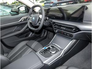 BMW i4 eDrive35 AHK RFK NAVI Standh. LED PDC V+H LM