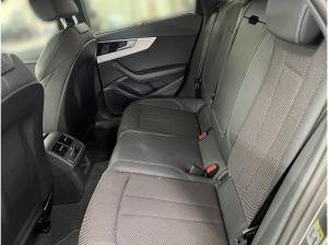 Audi A4 Avant 40 TFSI Str S line Navi Matrix Pano StHz