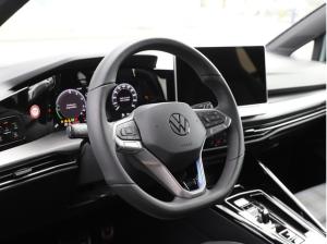 Volkswagen Golf VIII 1,5 eHybrid GTE BlackStyle R-Kamera Head-up 17Zoll SideAssist ACC