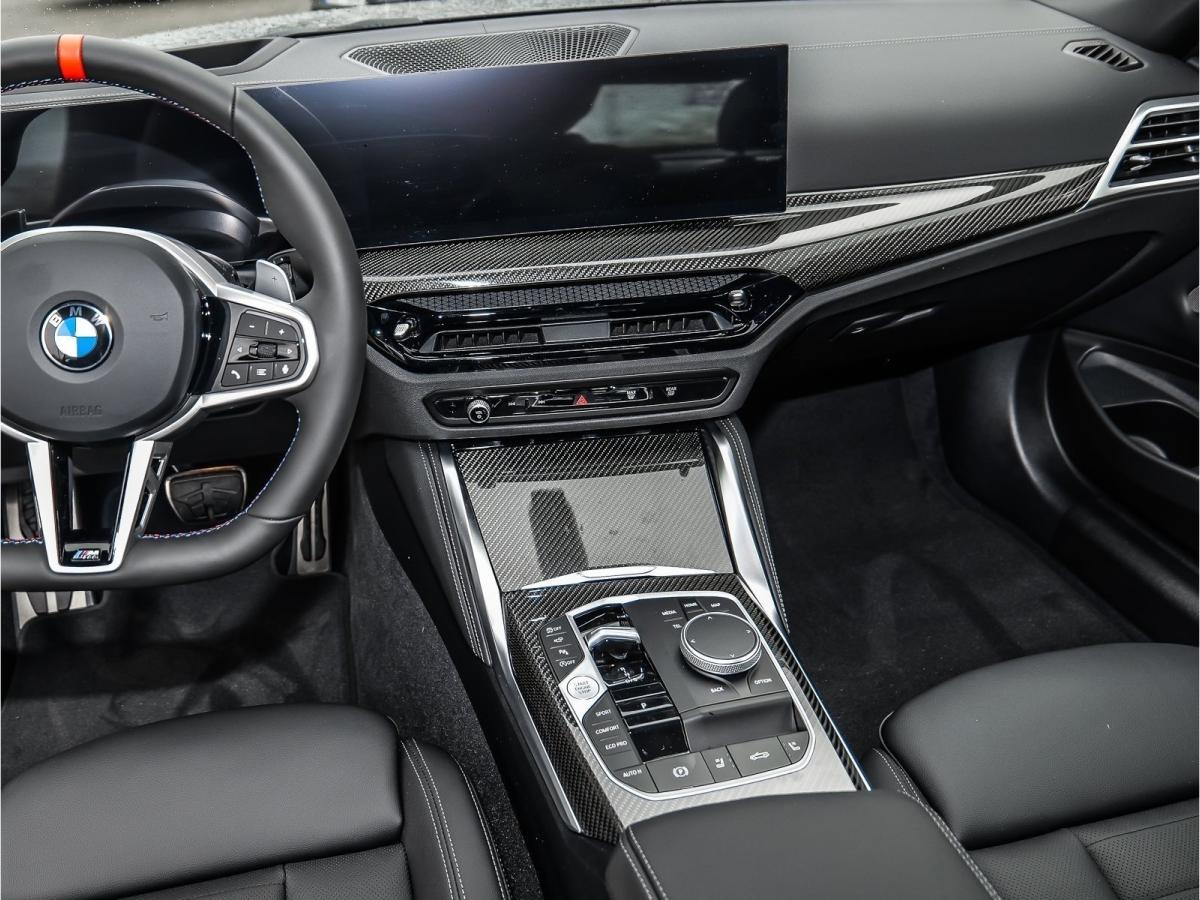 BMW M440i