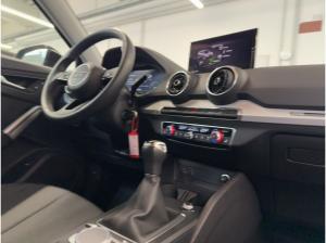Audi Q2 S line 30 TFSI Kamera AHK Navi virtual LED