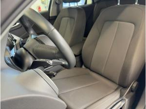 Audi Q2 S line 30 TFSI virtual AHK