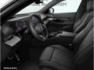 BMW 540 540d xDrive Touring M SPORT+B&W SOUND+STANDHZ