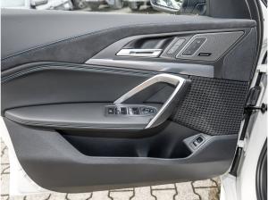 BMW iX2 eDrive20 M Sport HUD ACC 360°KAM RFK NAVI