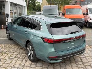 Volkswagen Passat Variant 1.5 eTSi DSG Business Standheiz. elektr.Heckklappe R-Kamera NaviProMax 17Zoll
