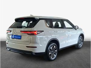 Mitsubishi Outlander PLUS 2.4 4WD Plug-In 360° Kamera LED PDC