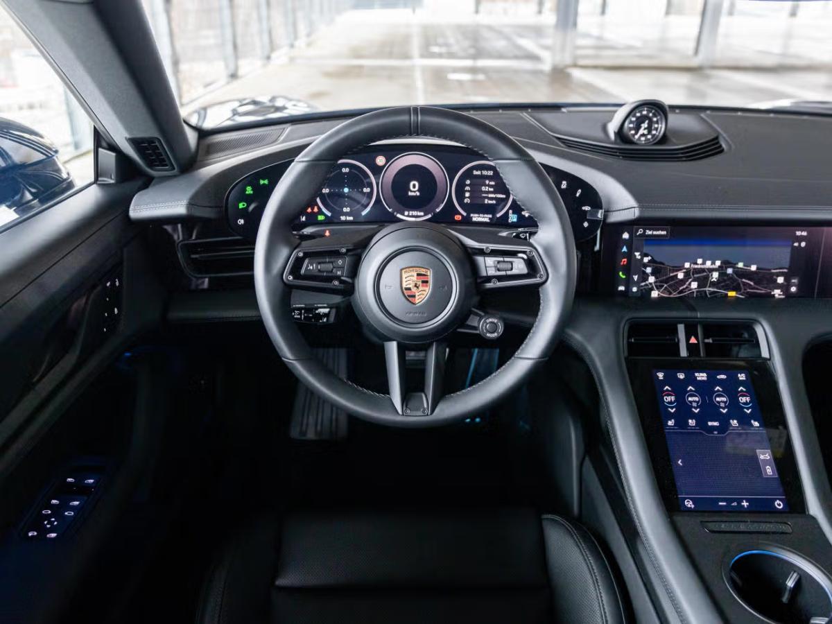 Porsche Taycan