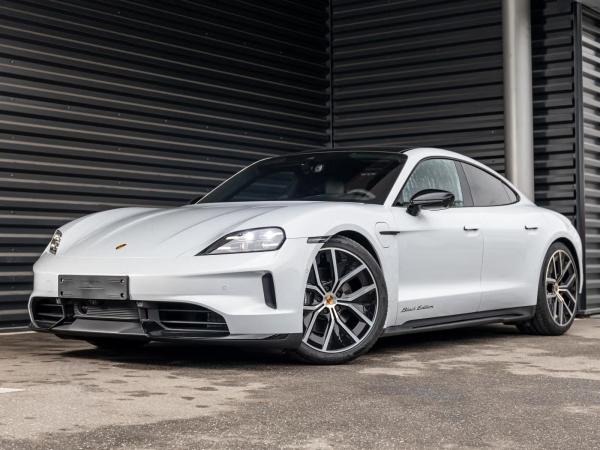 Porsche Taycan 4 Black Edition - **SOFORT VERFÜGBAR MIT SONDERKONDITIONEN** - InnoDr., Sitzbel., HEAD-UP, Chrono, K