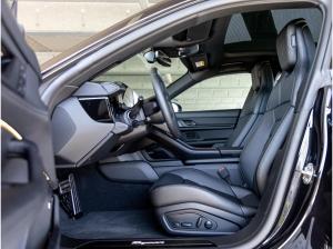 Porsche Taycan Black Edition **Lagerabverkauf SOFORT VERFÜGBAR** - HA-Lenkung, ACC, 4x SHZ, Keyless, Chrono, 360 Gr