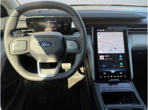 Ford Explorer Premium 77kWh mit Wärmepumpe & AHK