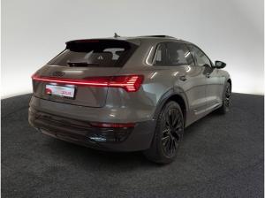 Audi Q8 e-tron Advanced 55 qu. AHK 360°K PDC NAVI B&O